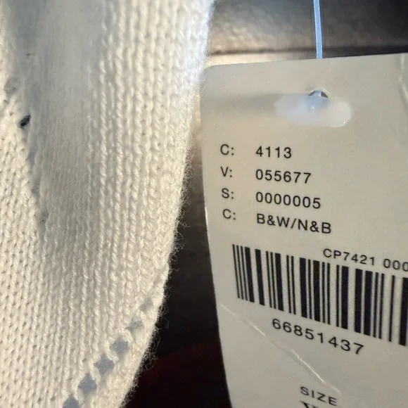 Anthropologie Maeve White V-Neck Sweater with Black Accents - Picture 4 of 7